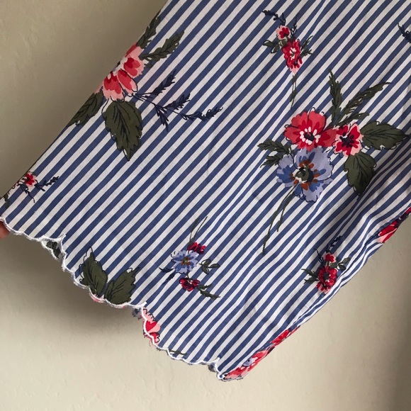 NWT Liz Claiborne Pin Stripe floral top - Picture 5 of 5